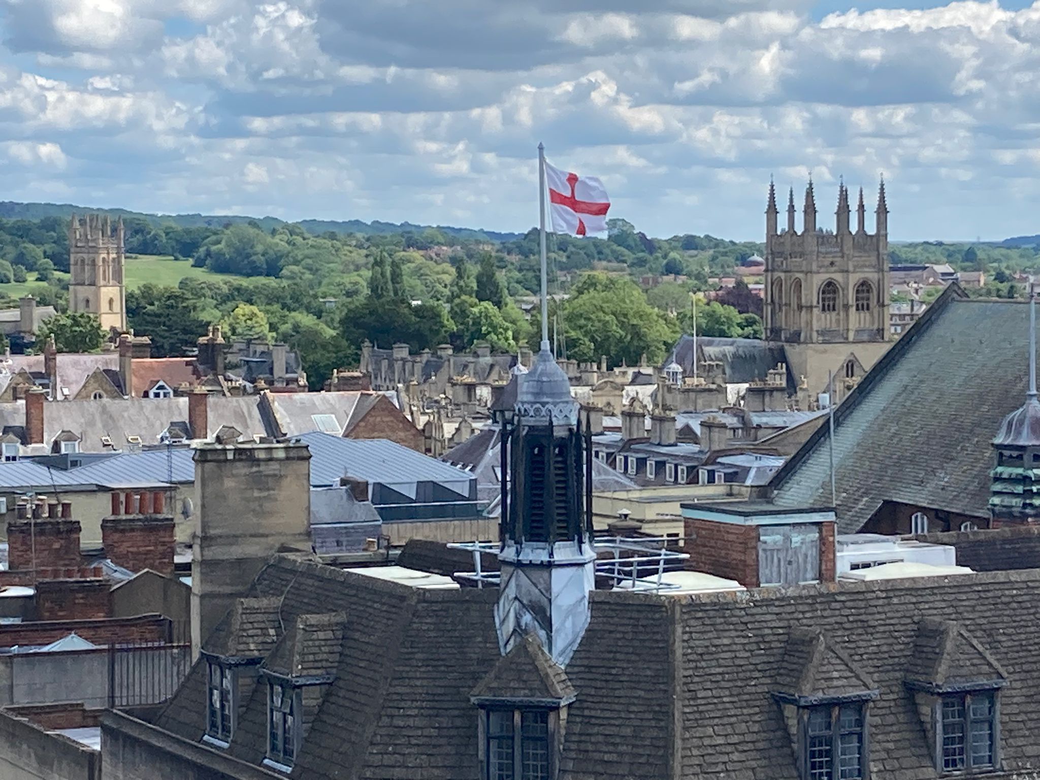 England flag flying over Oxford Town Hall
